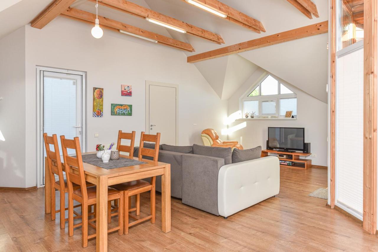 Kotedzai Gulbes Takas Sventojoje Villa Sventoji Bagian luar foto